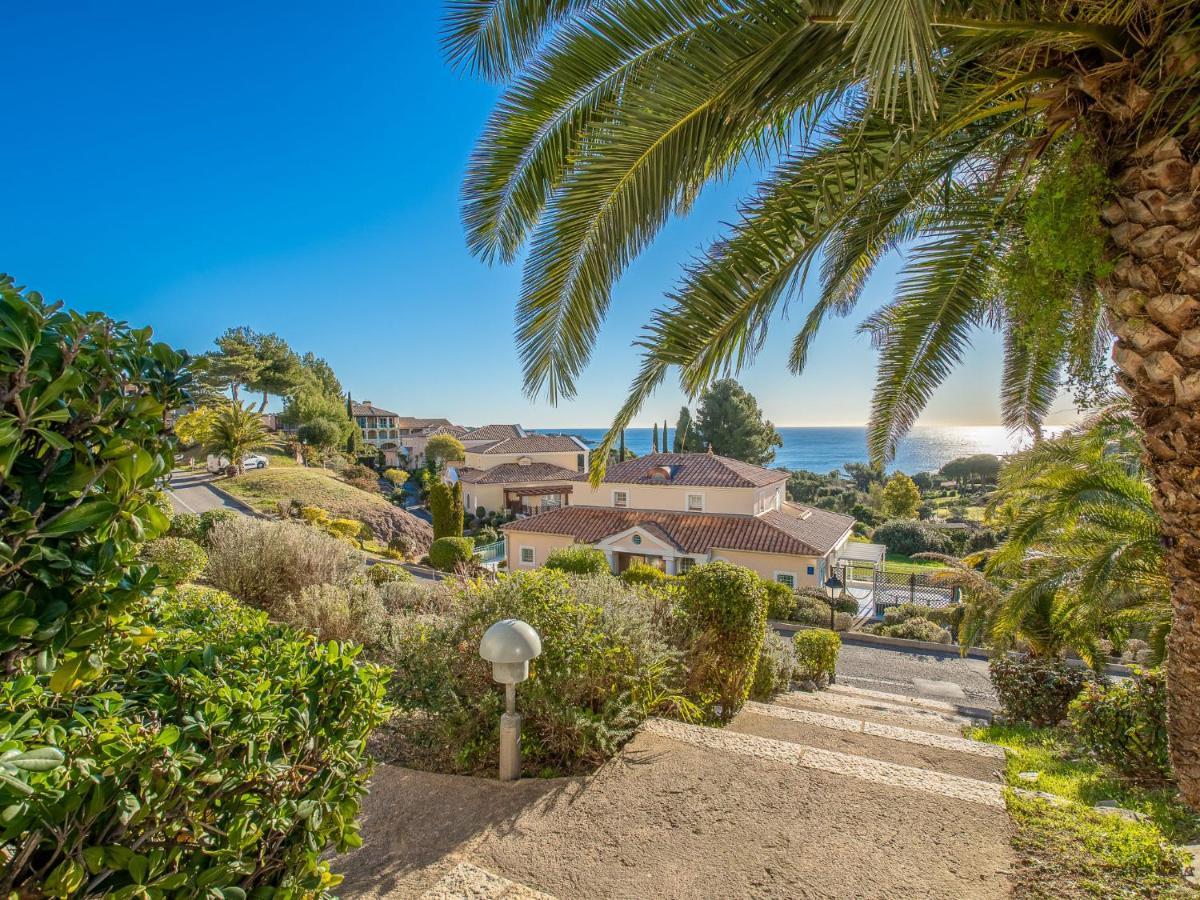 Apartment Village Cap Esterel - L'Esquinade-32 By Interhome Saint-Raphael  Bagian luar foto