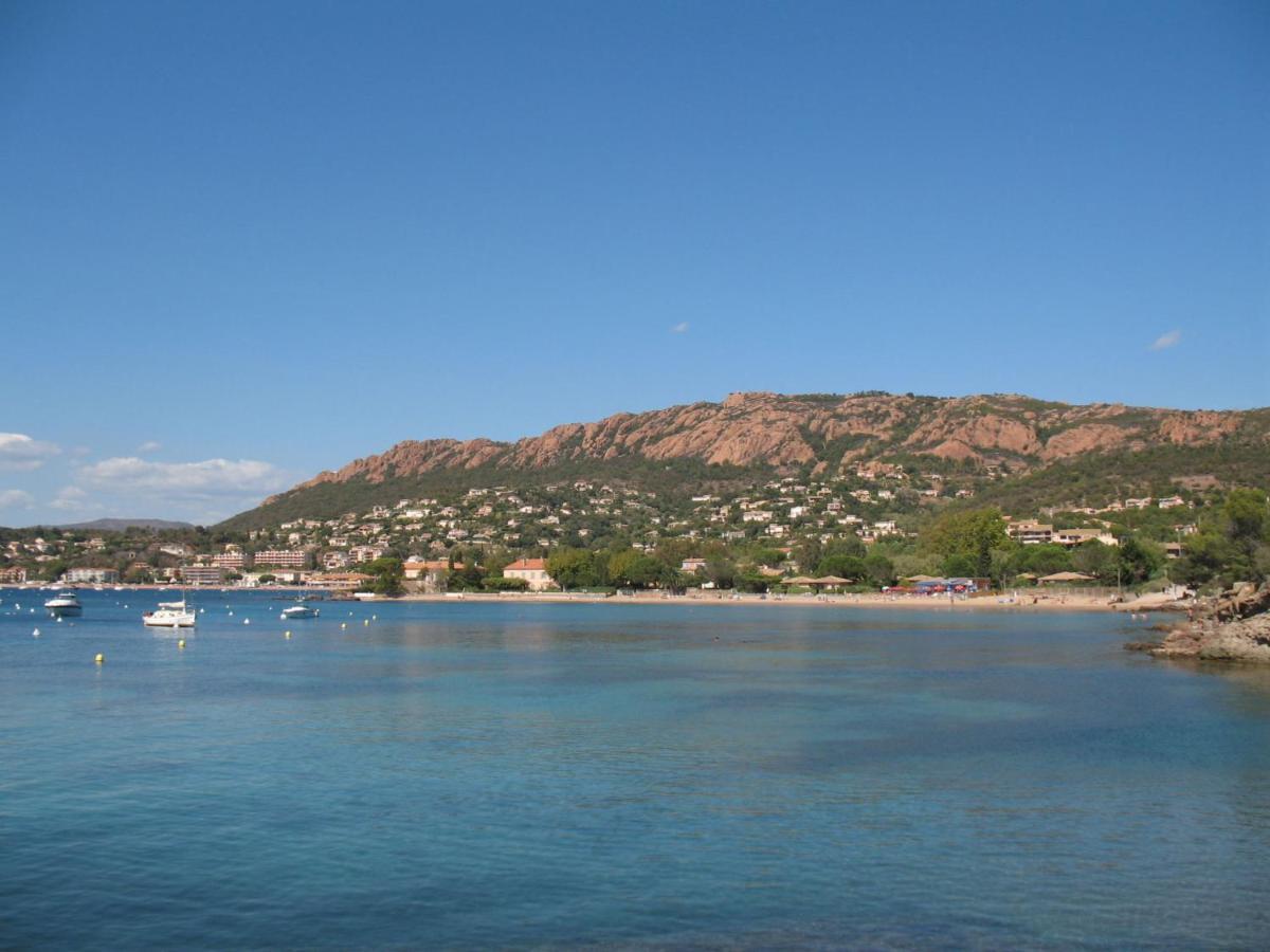 Apartment Village Cap Esterel - L'Esquinade-32 By Interhome Saint-Raphael  Bagian luar foto