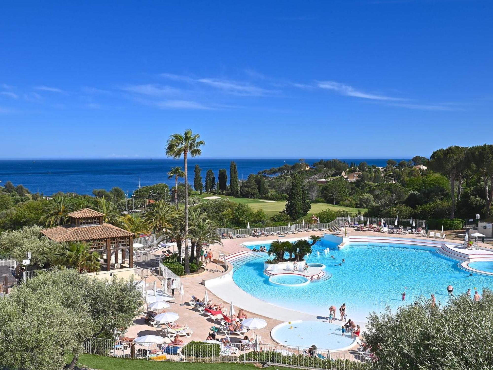Apartment Village Cap Esterel - L'Esquinade-32 By Interhome Saint-Raphael  Bagian luar foto